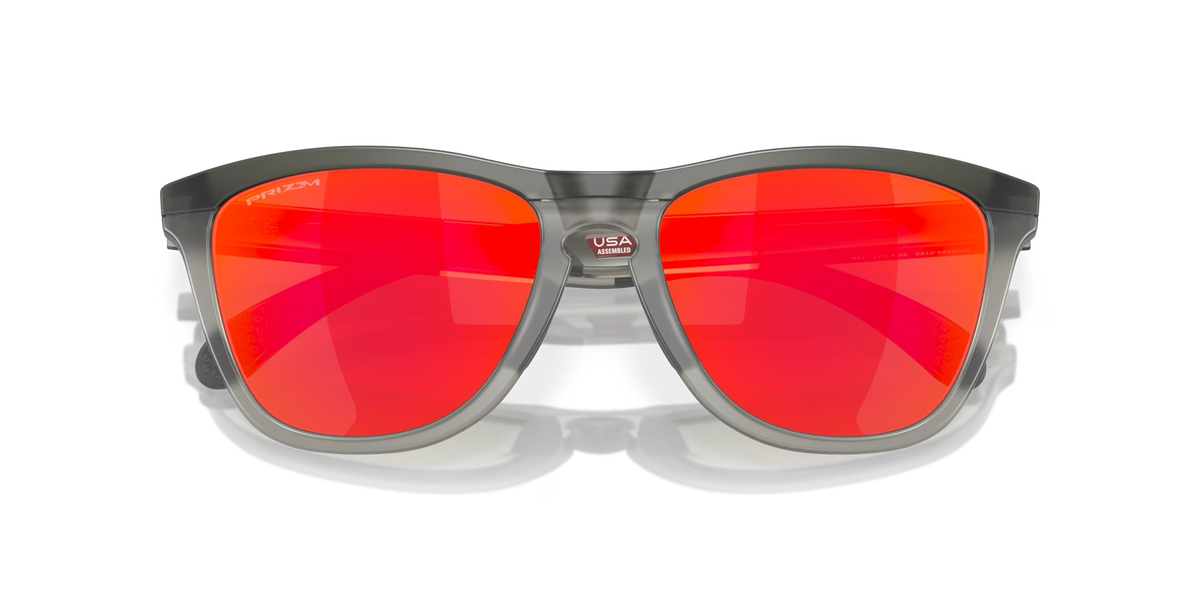 0OO9284 Sunglasses Oakley