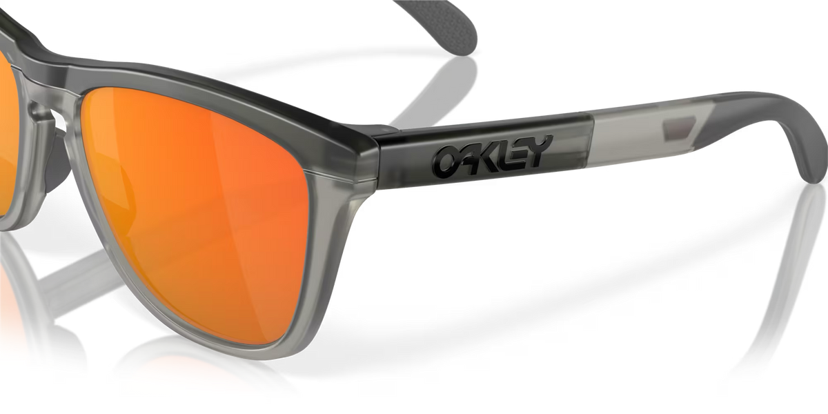 0OO9284 Sunglasses Oakley