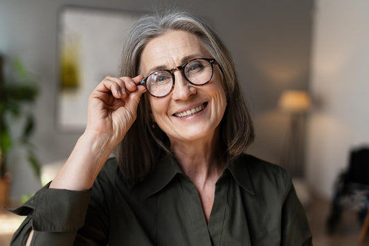 Verres Progressifs : Comment Ils Fonctionnent pour les Aînés